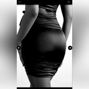 NWOT GOOD AMERICAN Ruched Stretch-Satin Mini Skirt Size 1‎